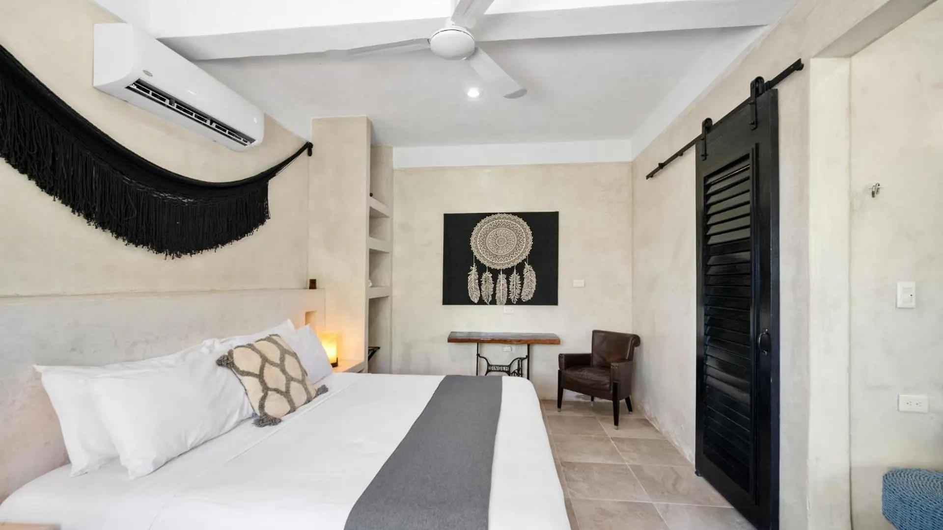 Xhule Holbox Hotel